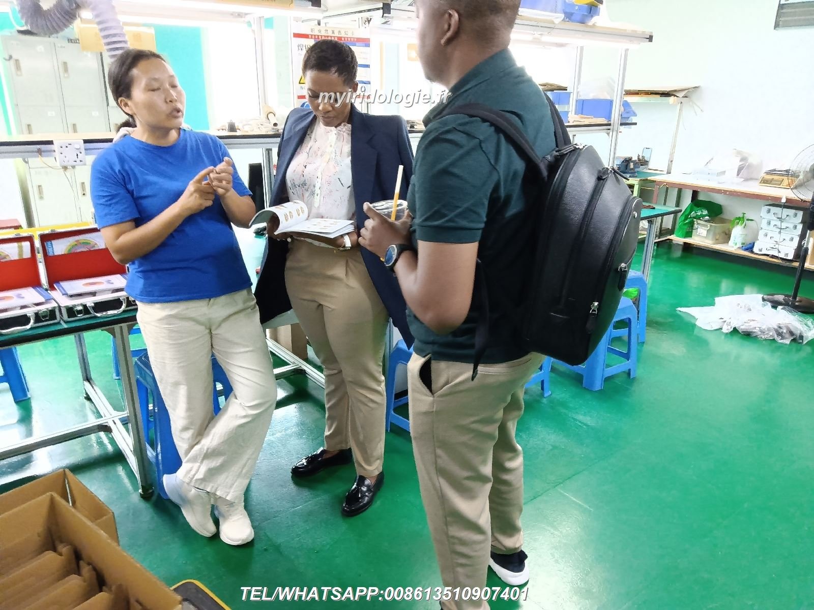 Consulta naturopática con análisis de iris como herramienta diagnóstica complementaria