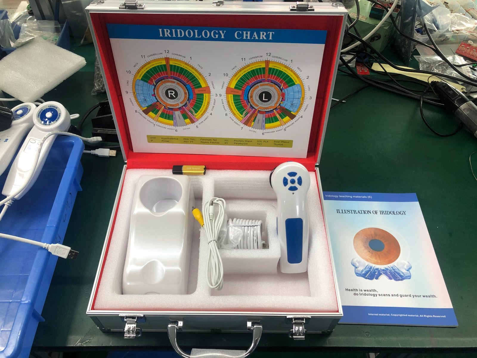 MAIKONG 12MP irislab 9822U professional iridology camera system displayed with accessories on medical examination table