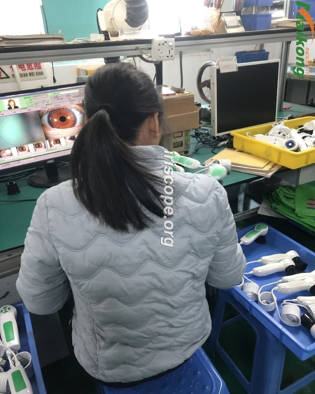 Fábrica MAIKONG iridología línea de producción moderna