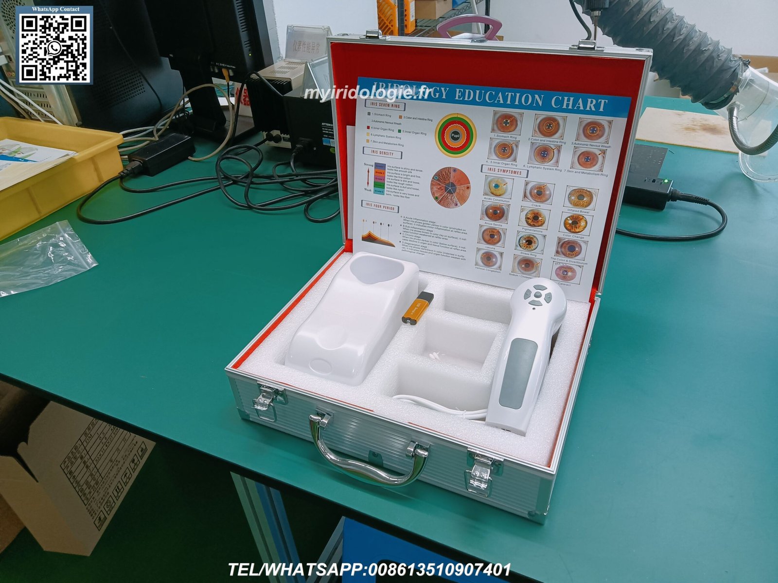 Profesional satisfecho usando iriscope MAIKONG